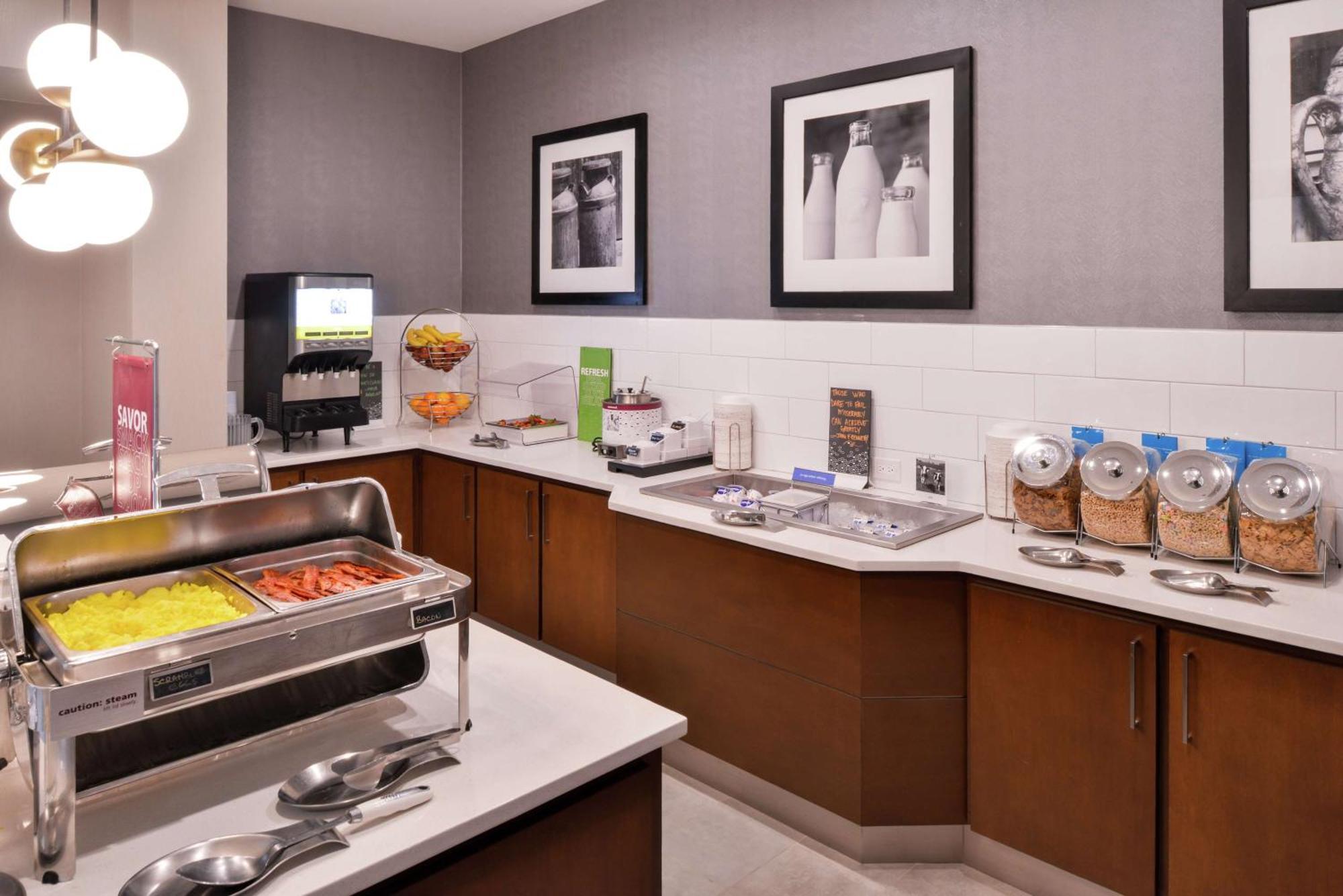 Hampton Inn & Suites Legacy Park-Фріско Екстер'єр фото