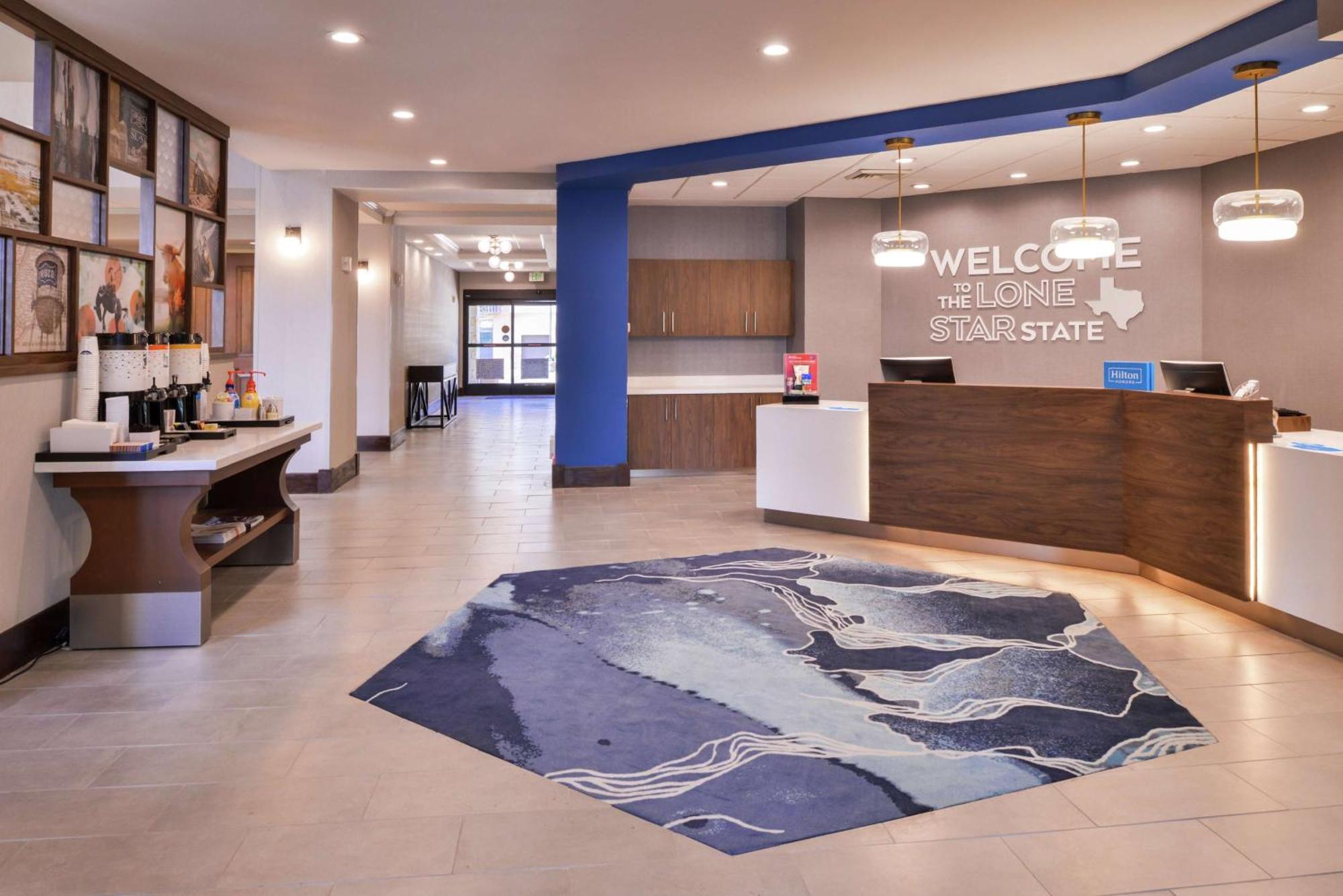 Hampton Inn & Suites Legacy Park-Фріско Екстер'єр фото